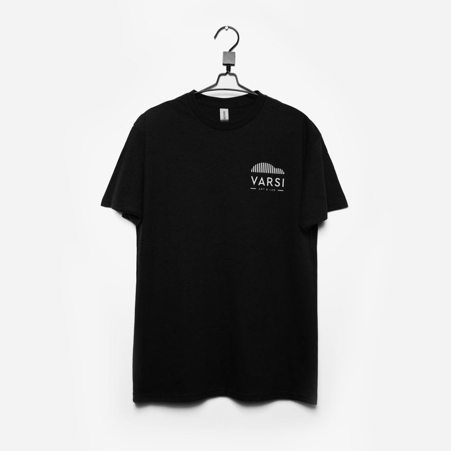 t-shirt black